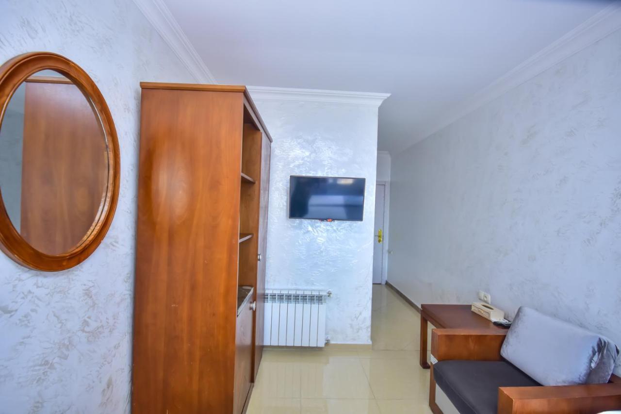 Hotel Chveni Sakhli 바투미 외부 사진